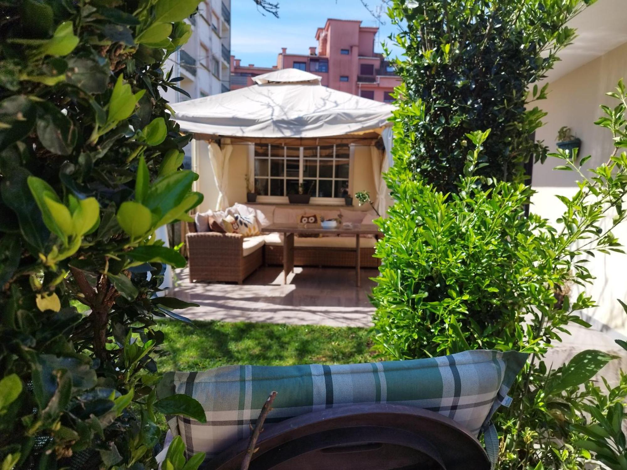 דירות או גרובה Jardin, Terraza Y Barbacoa מראה חיצוני תמונה