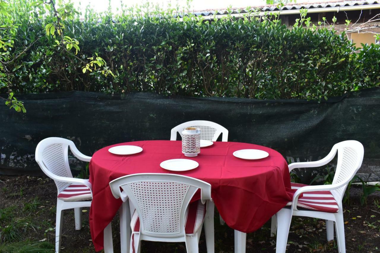 דירות או גרובה Jardin, Terraza Y Barbacoa מראה חיצוני תמונה