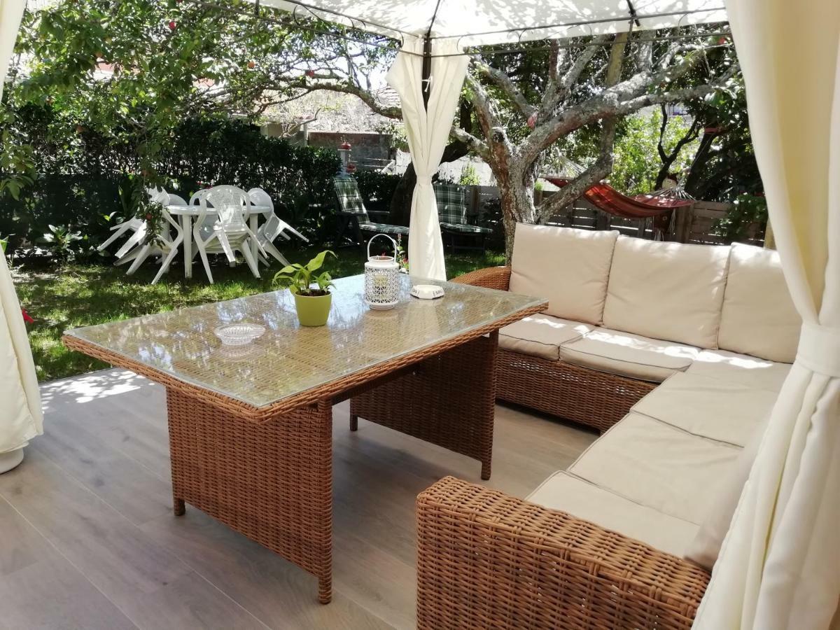 דירות או גרובה Jardin, Terraza Y Barbacoa מראה חיצוני תמונה